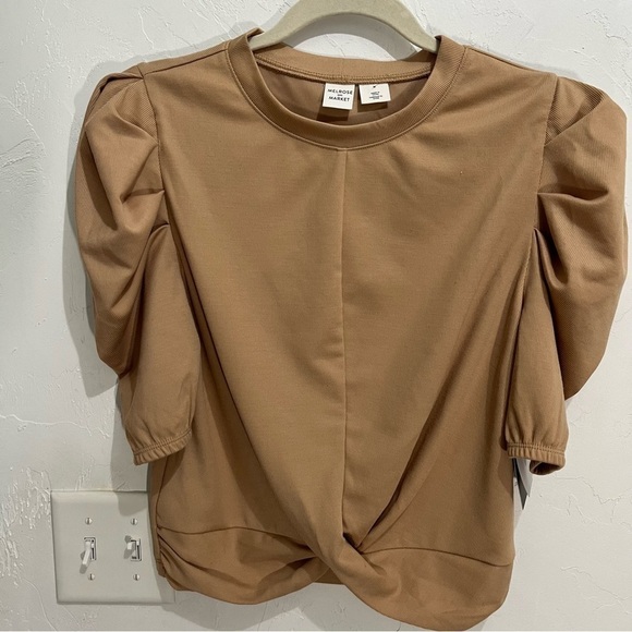 Market & Melrose Tan Puff Sleeve Twist Crop Top Medium - Picture 1 of 10